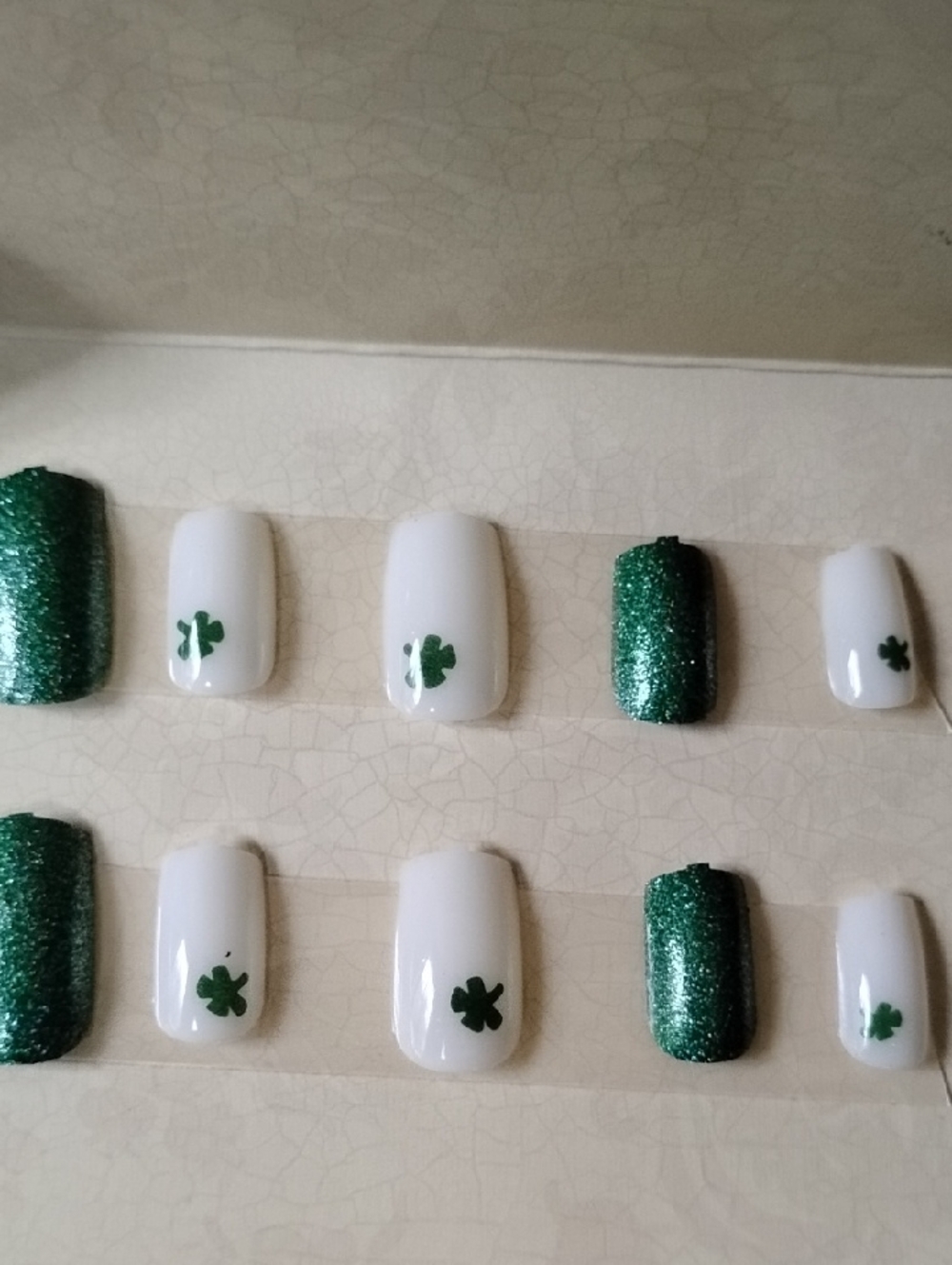 Green Glitter & White Shamrock Press-On Nails